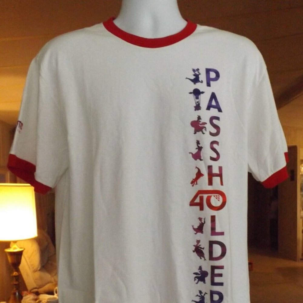 New EPCOT 40th Anniversary Passholder Large T Shirt 2022 Walt Disney World NWT